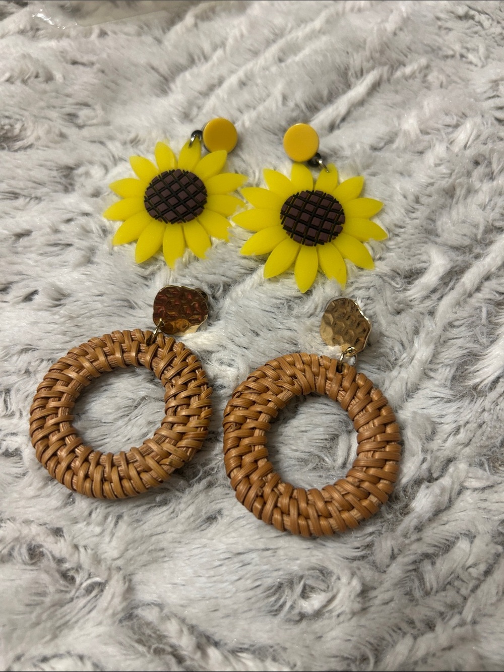 Sunflower & Woven Hoop Earring Set - Yellow & Tan
